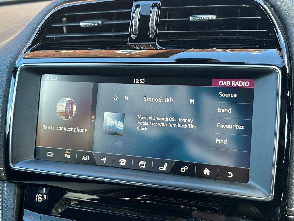 Used Jaguar F-Pace 2017 for sale - 75727287: Photo 47