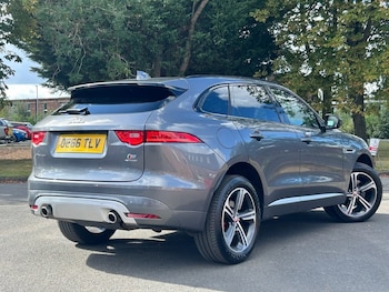 Used Jaguar F-Pace 2017 for sale - 75727287: Photo