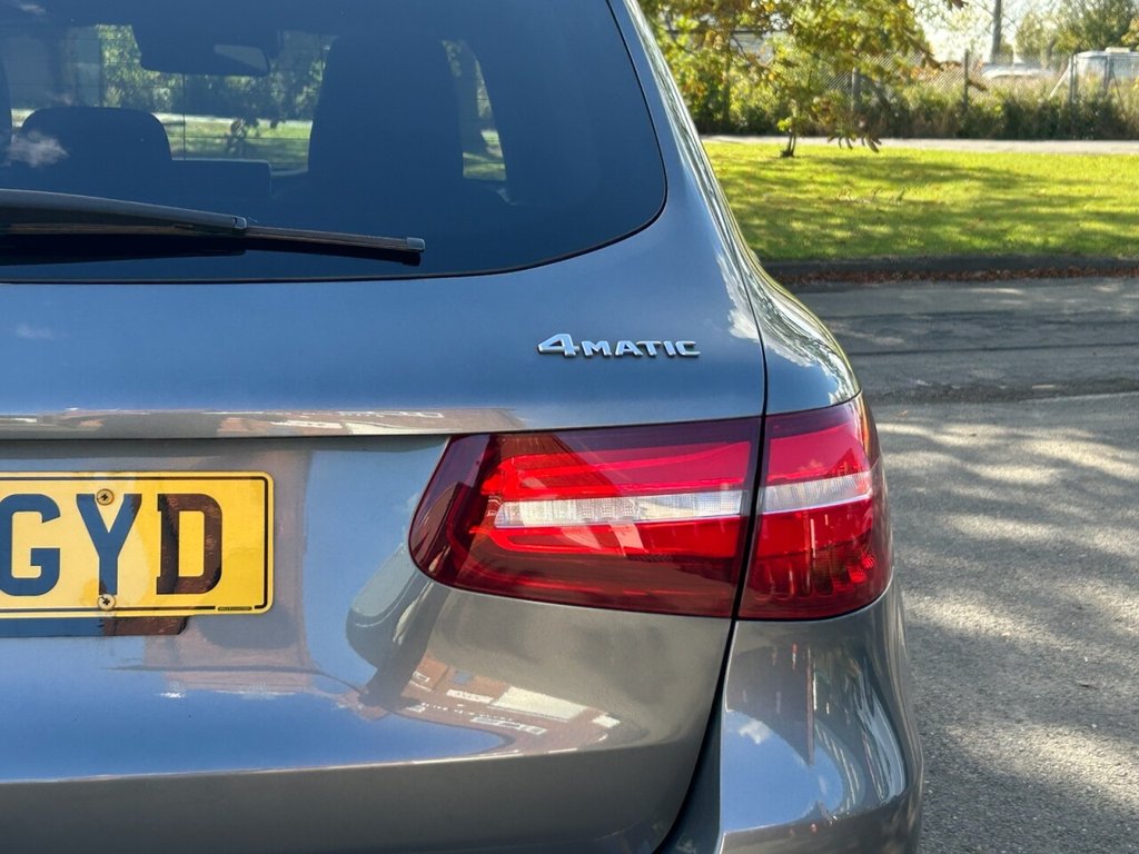 Used Mercedes-Benz GLC 2017 for sale - 75986106: Photo 17