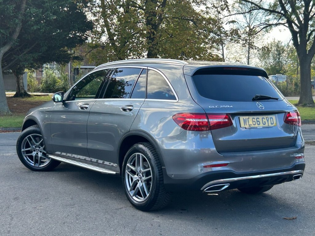 Used Mercedes-Benz GLC 2017 for sale - 75986106: Photo 4