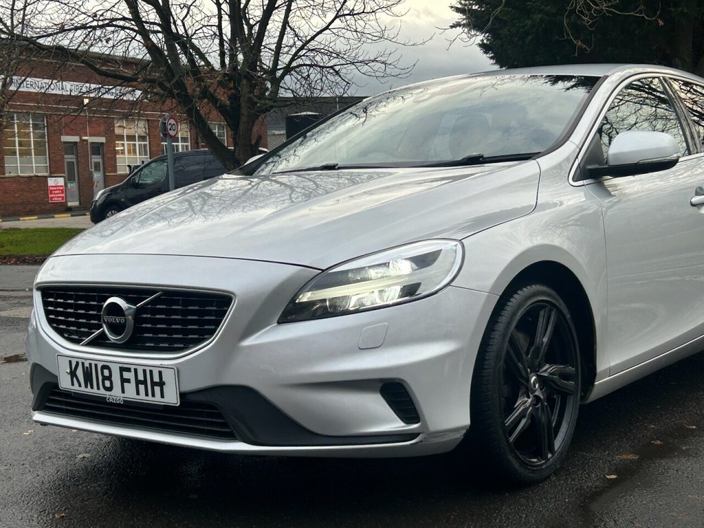 Used Volvo V40 2018 for sale - 76758613: Photo 18