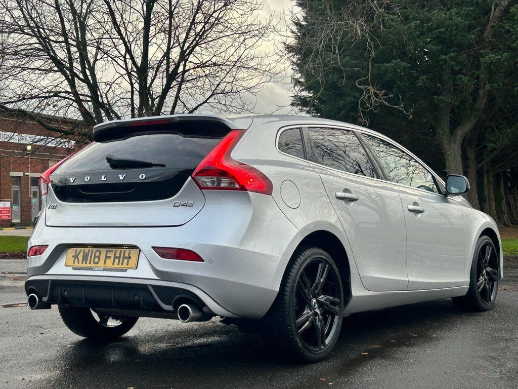 Used Volvo V40 2018 for sale - 76758613: Photo 19