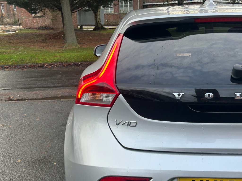 Used Volvo V40 2018 for sale - 76758613: Photo 26