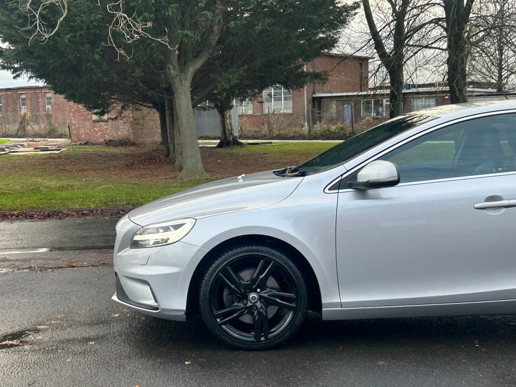 Used Volvo V40 2018 for sale - 76758613: Photo 27