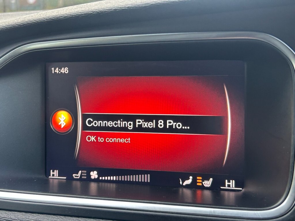 Used Volvo V40 2018 for sale - 76758613: Photo 47