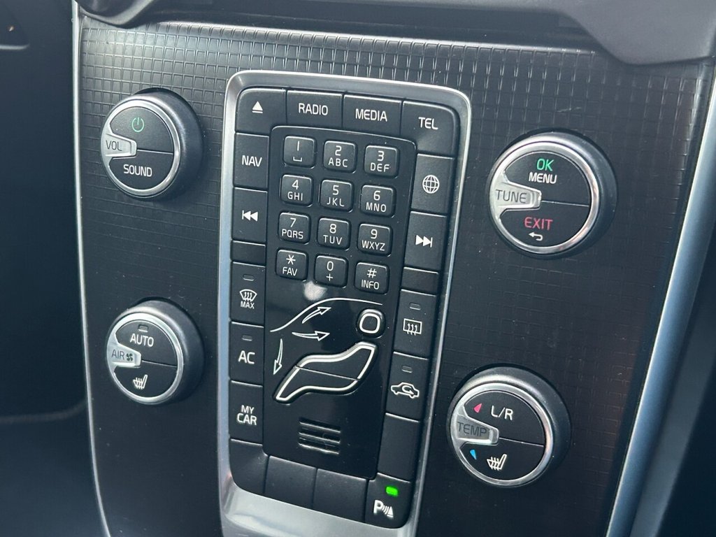 Used Volvo V40 2018 for sale - 76758613: Photo 48