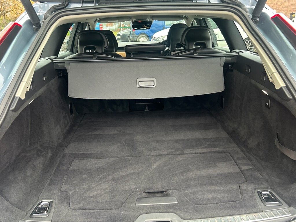 Used Volvo V90 2016 for sale - 76821197: Photo 48