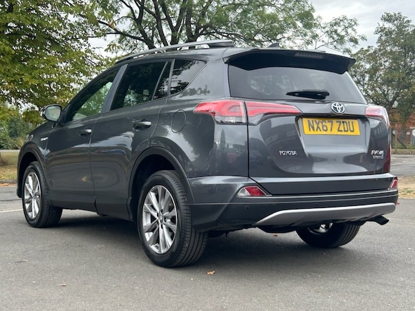 Used Toyota RAV4 2017 for sale - 75693114: Photo 17