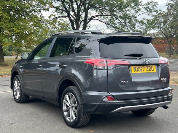 Used Toyota RAV4 2017 for sale - 75693114: Photo 18