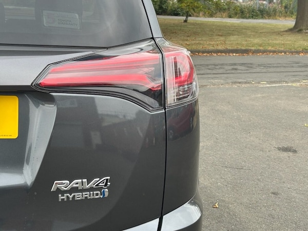 Used Toyota RAV4 2017 for sale - 75693114: Photo 20