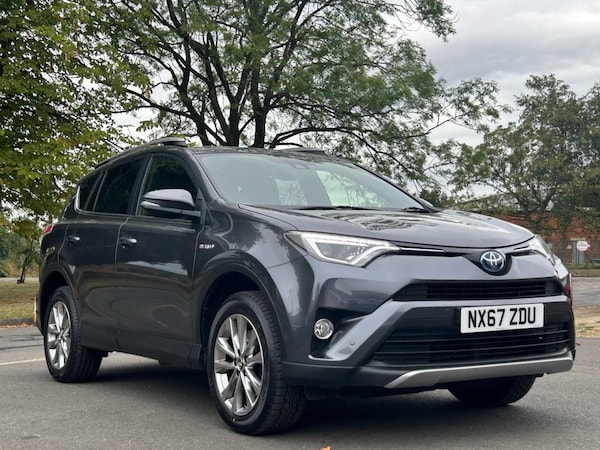 Used Toyota RAV4 2017 for sale - 75693114: Photo 5