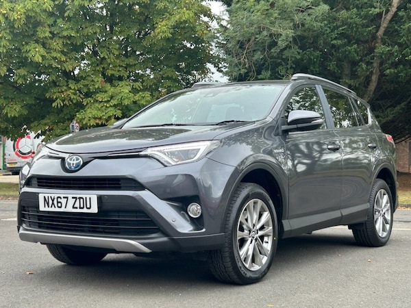Used Toyota RAV4 2017 for sale - 75693114: Photo 8