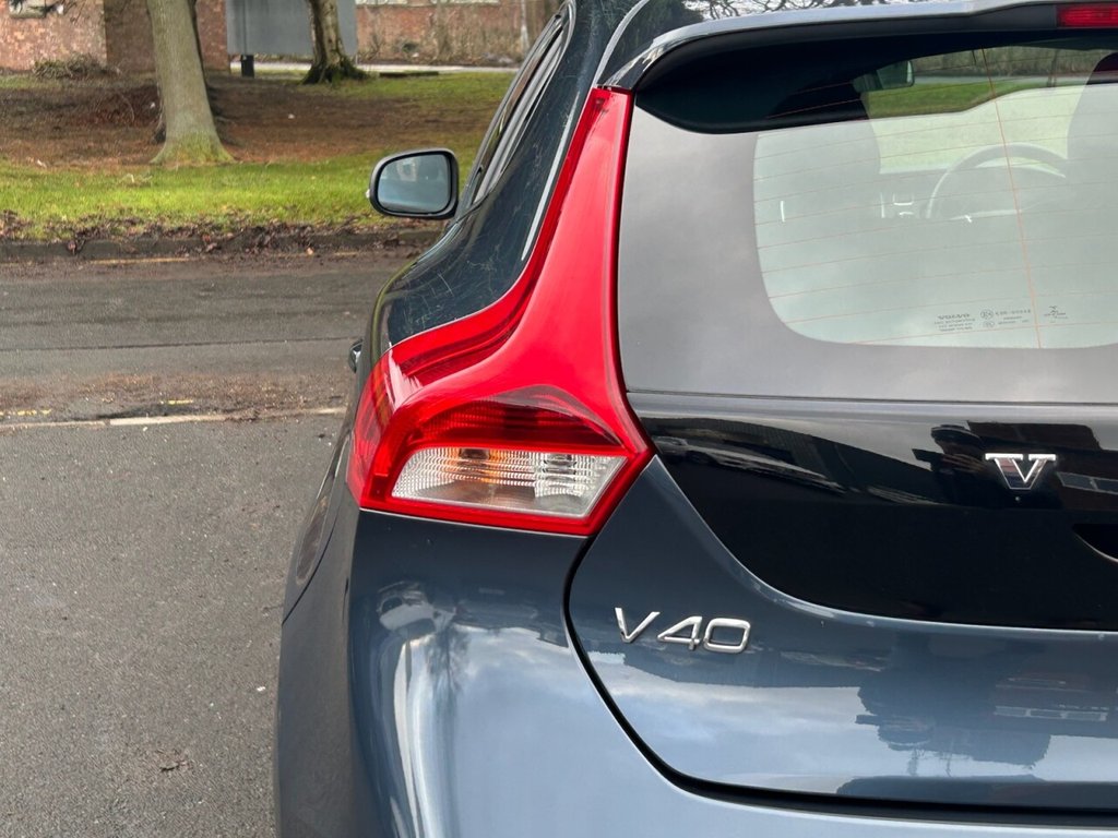 Used Volvo V40 2018 for sale - 77764648: Photo 14