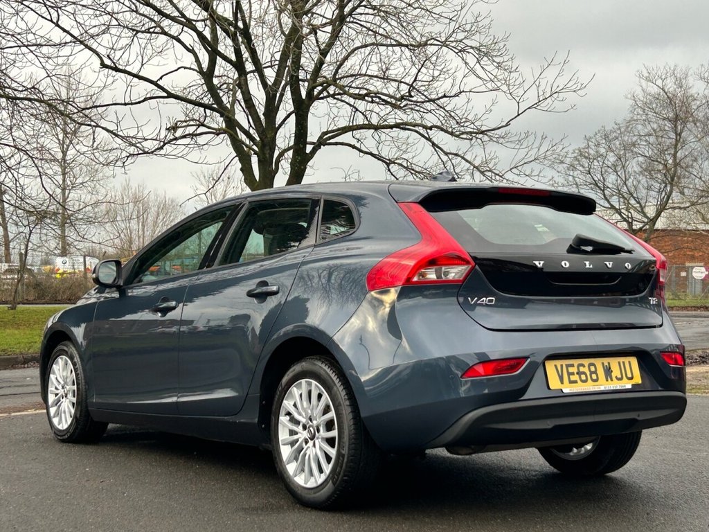 Used Volvo V40 2018 for sale - 77764648: Photo 15