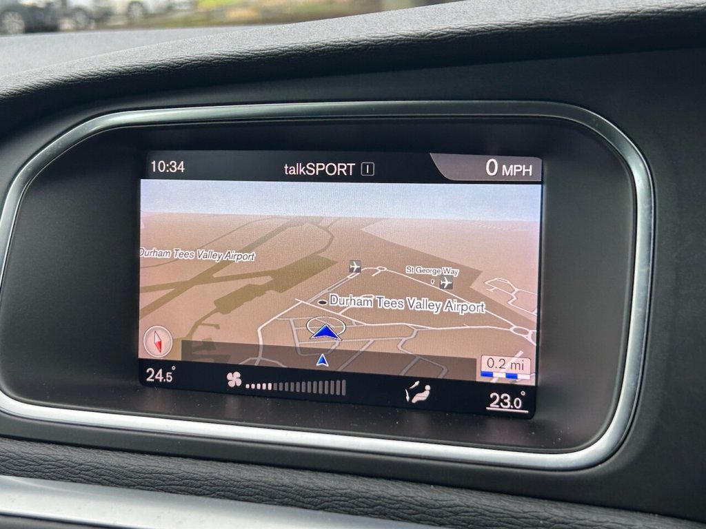 Used Volvo V40 2018 for sale - 77764648: Photo 32