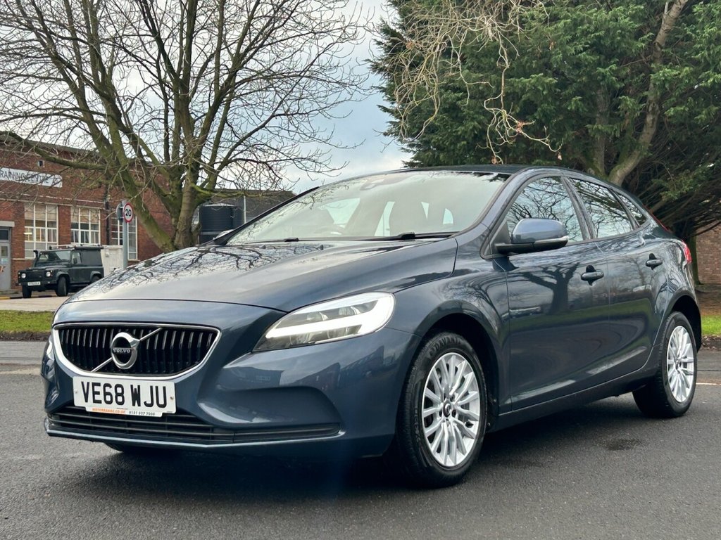 Used Volvo V40 2018 for sale - 77764648: Photo 7