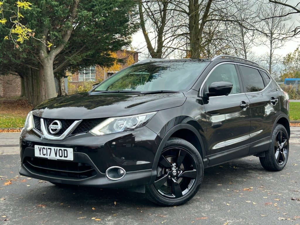 Used Nissan Qashqai 2017 for sale - 76686132: Photo 2
