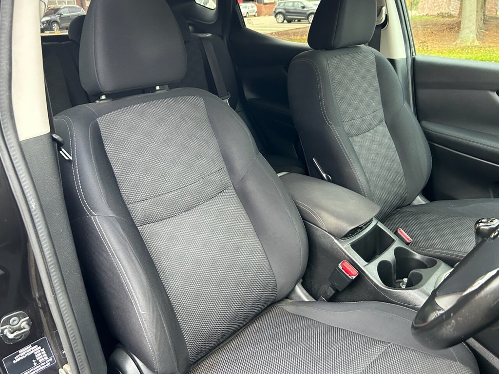 Used Nissan Qashqai 2017 for sale - 76686132: Photo 39