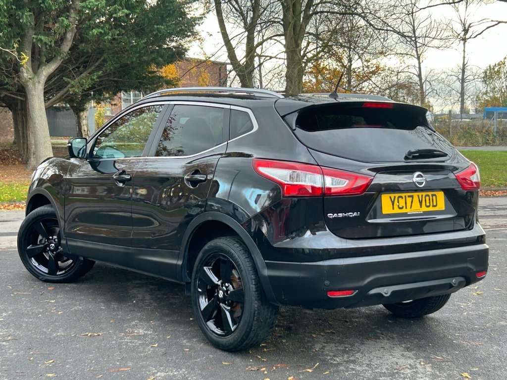 Used Nissan Qashqai 2017 for sale - 76686132: Photo 4