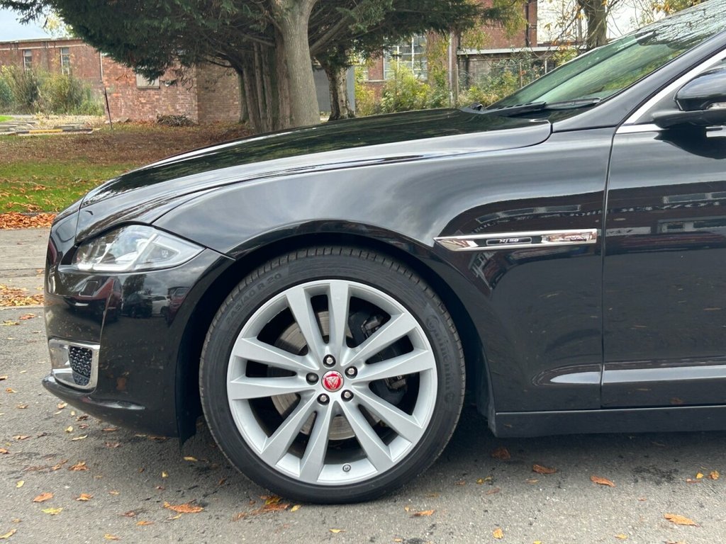 Used Jaguar XJ 2020 for sale - 76323640: Photo 23