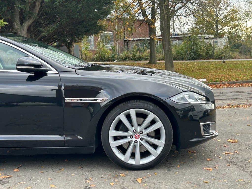 Used Jaguar XJ 2020 for sale - 76323640: Photo 26