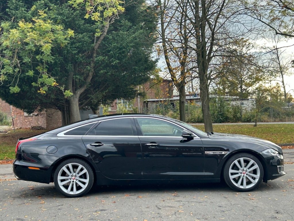 Used Jaguar XJ 2020 for sale - 76323640: Photo 29