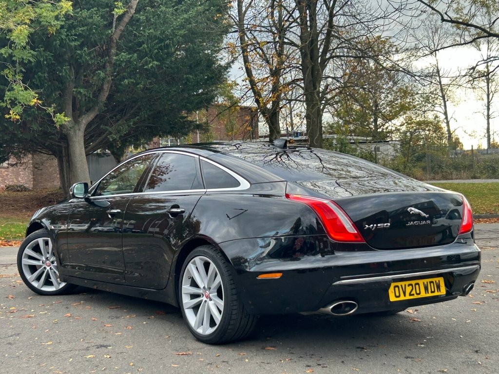 Used Jaguar XJ 2020 for sale - 76323640: Photo 4