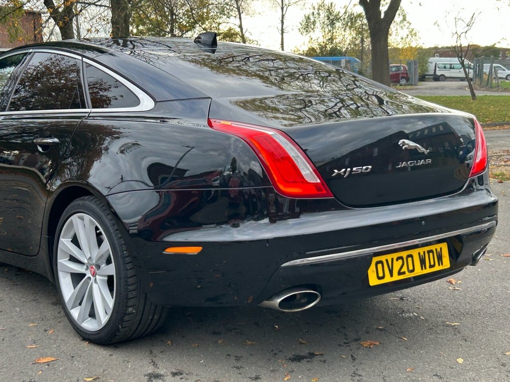 Used Jaguar XJ 2020 for sale - 76323640: Photo 41
