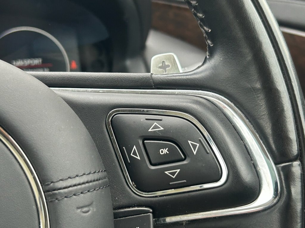 Used Jaguar XJ 2020 for sale - 76323640: Photo 42