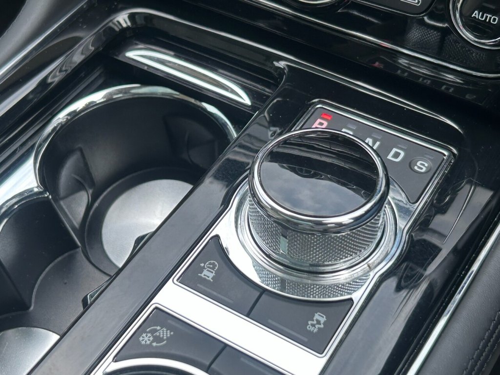 Used Jaguar XJ 2020 for sale - 76323640: Photo 47