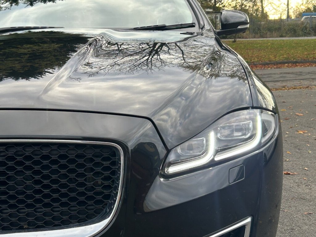 Used Jaguar XJ 2020 for sale - 76323640: Photo 9