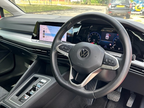 Used Volkswagen Golf 2022 for sale - 75524241: Photo 32