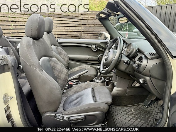 Used MINI Convertible 2017 for sale - 76287978: Photo 10