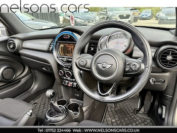 Used MINI Convertible 2017 for sale - 76287978: Photo 2