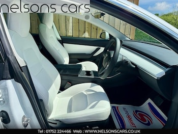 Used Tesla Model 3 2019 for sale - 79015372: Photo