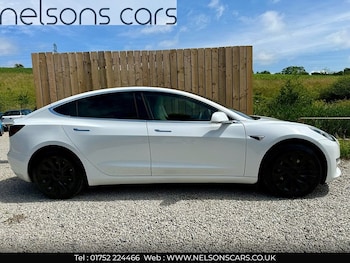 Used Tesla Model 3 2019 for sale - 79015372: Photo