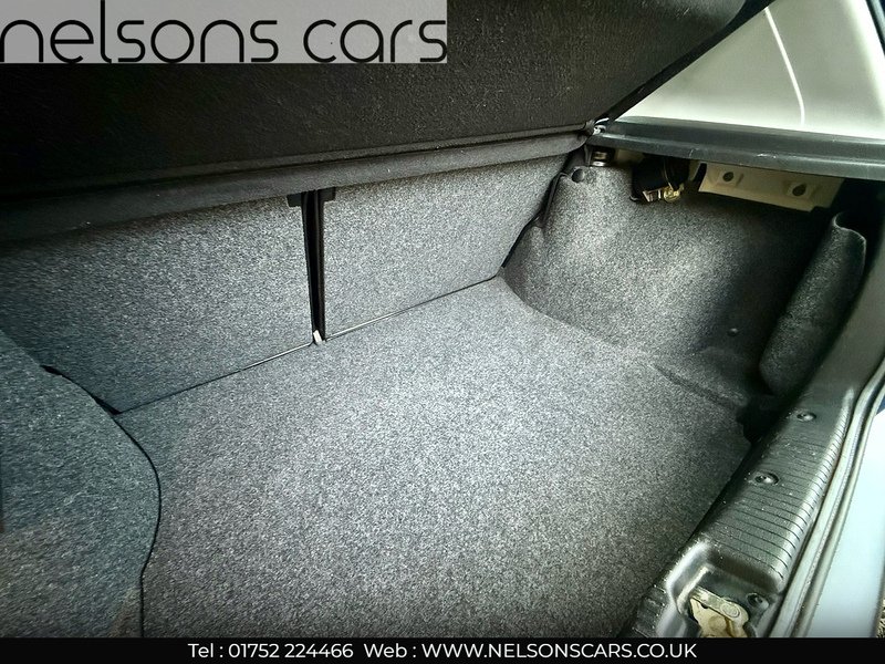 Used Volkswagen Golf 1996 for sale - 76884413: Photo 19