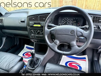 Used Volkswagen Golf 1996 for sale - 76884413: Photo