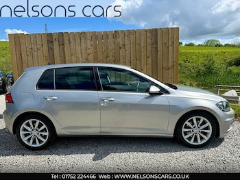 Used Volkswagen Golf 2017 for sale - 78594108: Photo