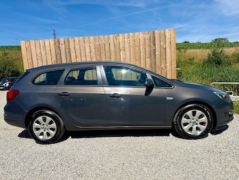 Used Vauxhall Astra 2015 for sale - 79142773: Photo