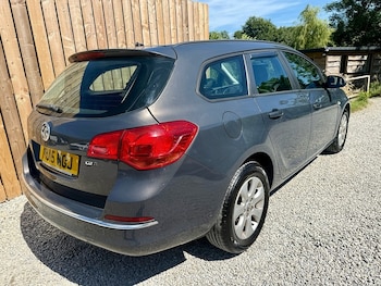 Used Vauxhall Astra 2015 for sale - 79142773: Photo