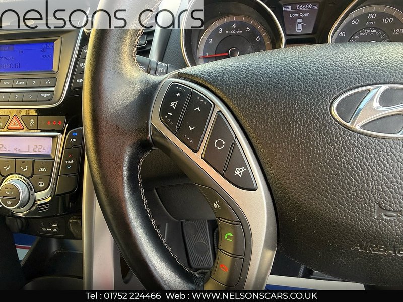 Used Hyundai i30 2013 for sale - 77172762: Photo 16