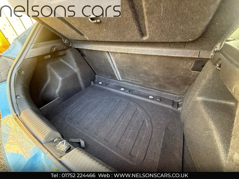 Used Hyundai i30 2013 for sale - 77172762: Photo 28