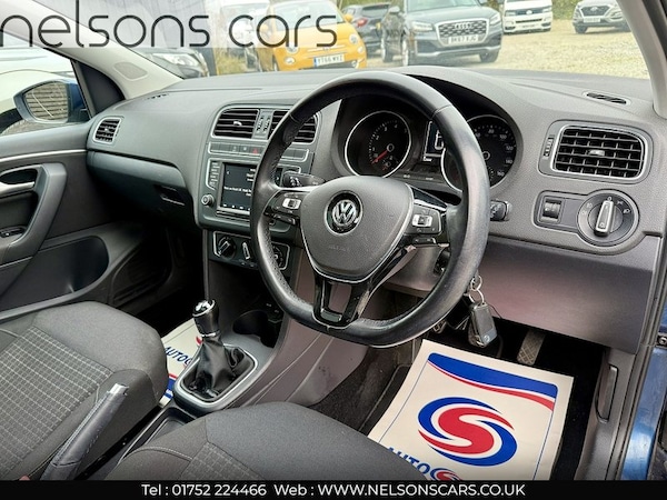 Used Volkswagen Polo 2016 for sale - 76243577: Photo 4