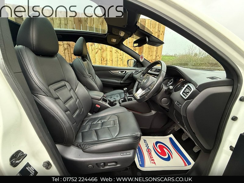 Used Nissan Qashqai 2018 for sale - 76582940: Photo 2