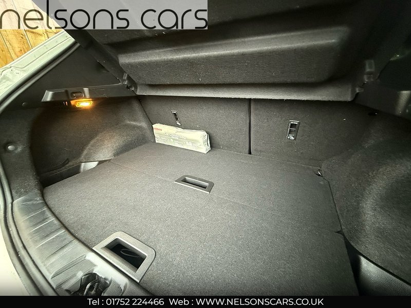 Used Nissan Qashqai 2018 for sale - 76582940: Photo 21