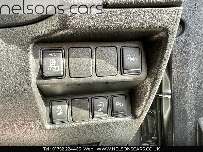 Used Nissan Qashqai 2015 for sale - 76346064: Photo 18