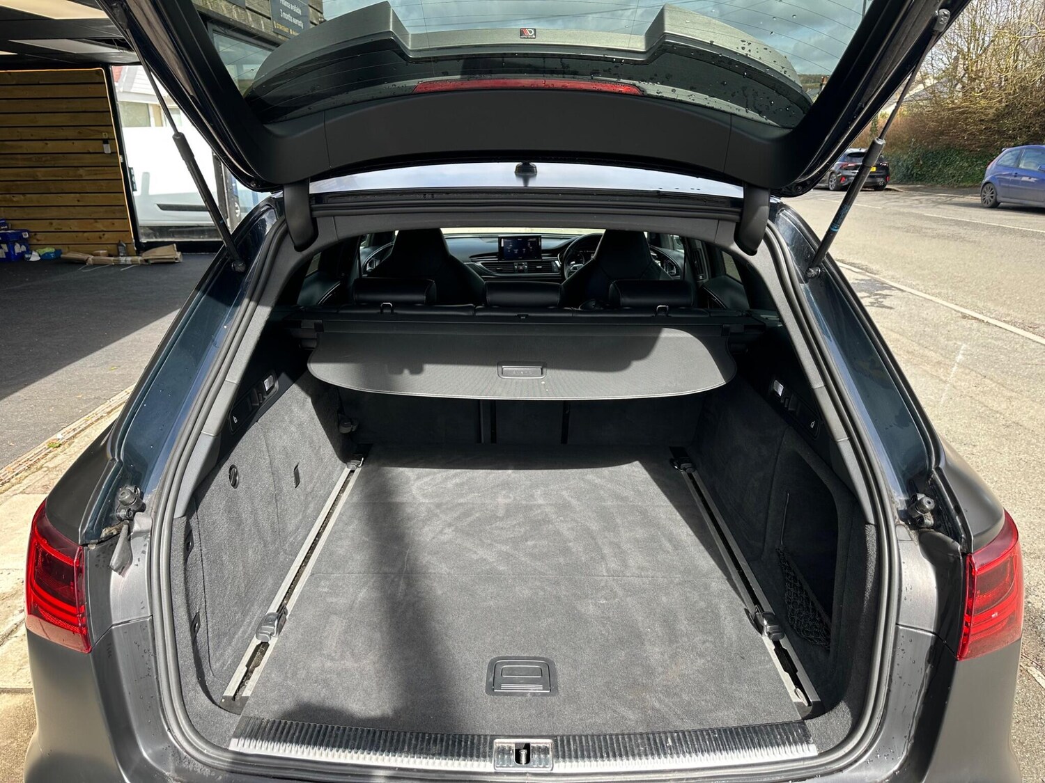 Used Audi RS6 2017 for sale - 78058632: Photo 54