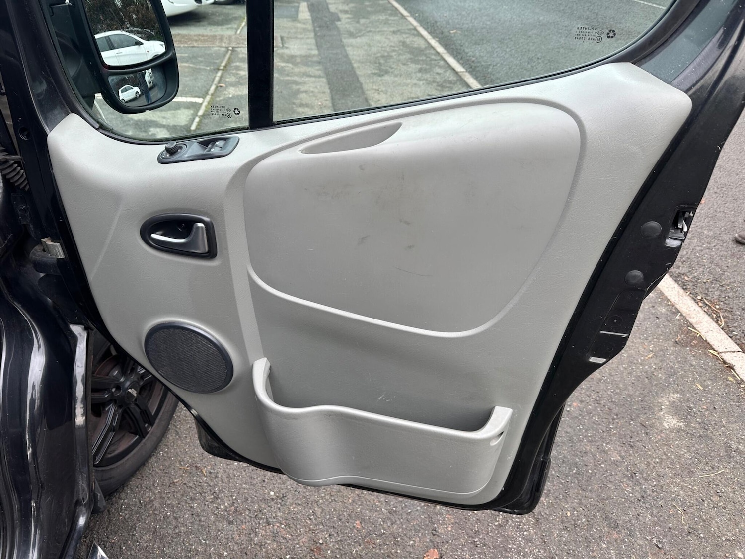 Used Vauxhall Vivaro 2011 for sale - 77143597: Photo 11