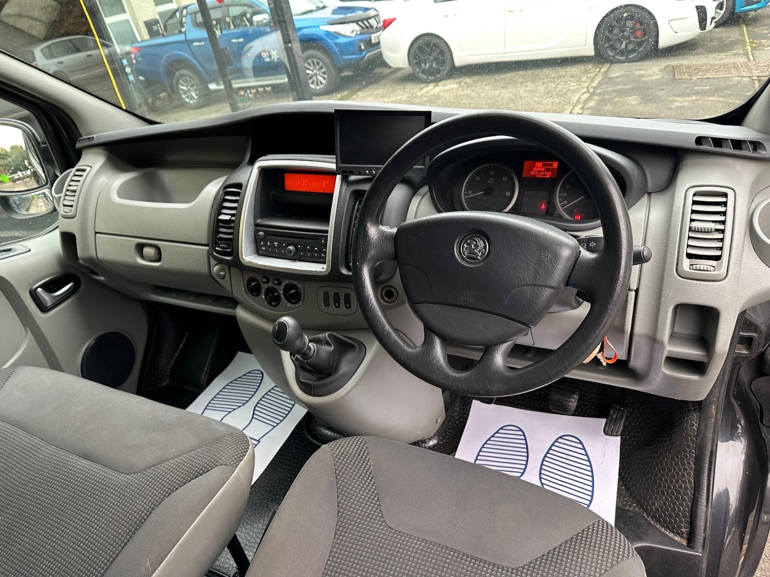 Used Vauxhall Vivaro 2011 for sale - 77143597: Photo 12